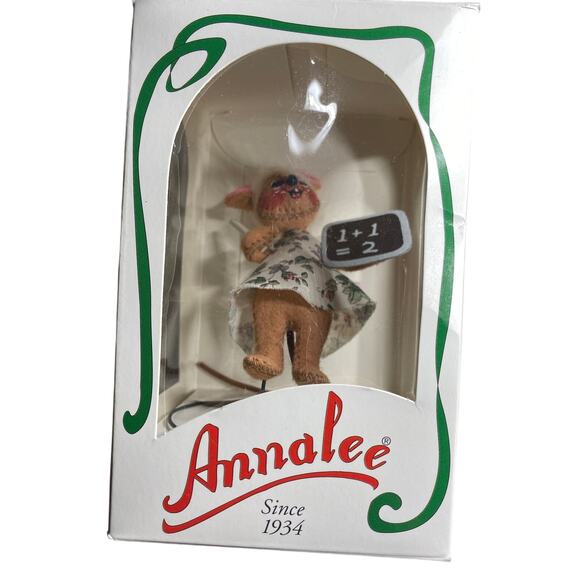 Annalee 3" Teacher With Chalkboard And Chalk Vintage Doll 1997 Home Decor - Picture 2 of 8